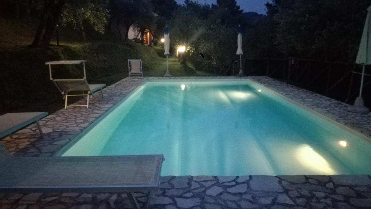 Rustico Lo Scarpone *